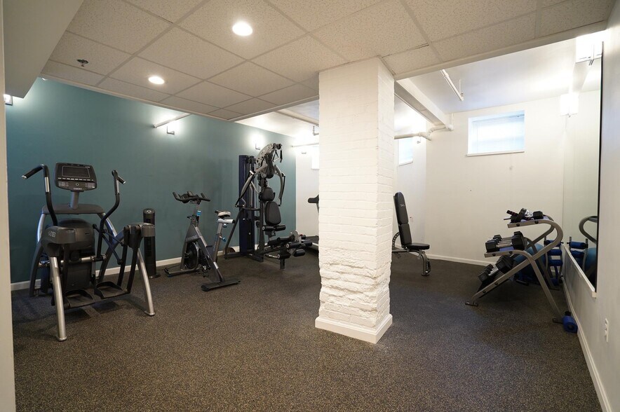 Building Photo - 14 Orkney Rd