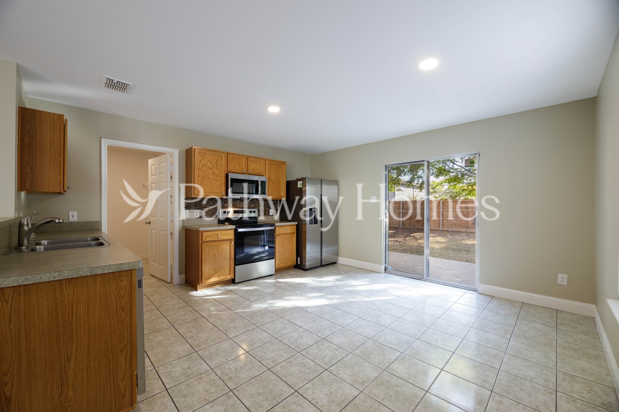 Building Photo - 2628 Terrace Dr