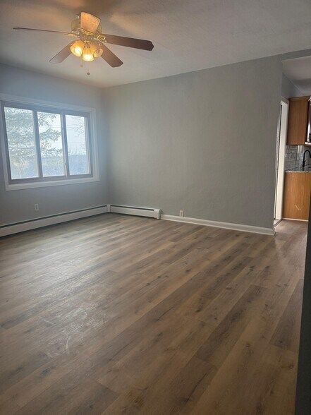 Building Photo - 7800 W Forest Home Ave