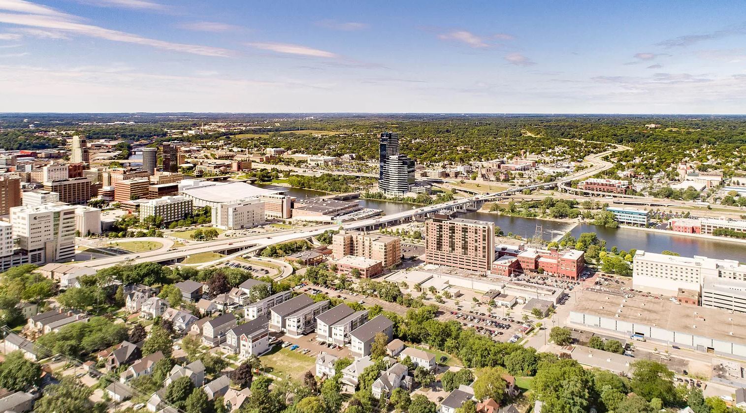 Building Photo - 635 Fairview Ave NE