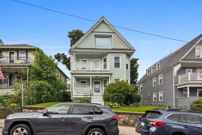 Building Photo - 53 Montvale St