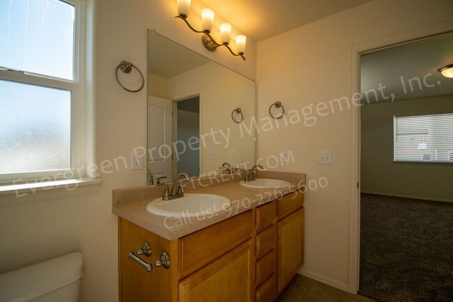 Building Photo - 1709 102nd Ave