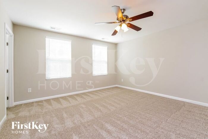 Building Photo - 363 Fieldspar Ln