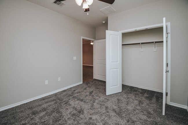Building Photo - 88 Diebel Dr