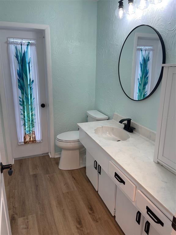 Building Photo - 6108 11th Ave W