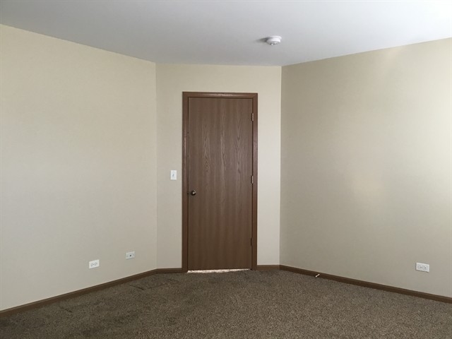 Building Photo - 2648 Idaho Rd