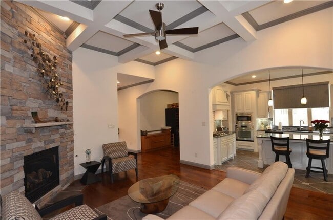 Building Photo - 12812 Black Hills Dr