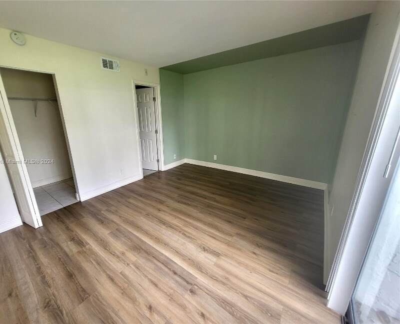Building Photo - 8610 N Sherman Cir