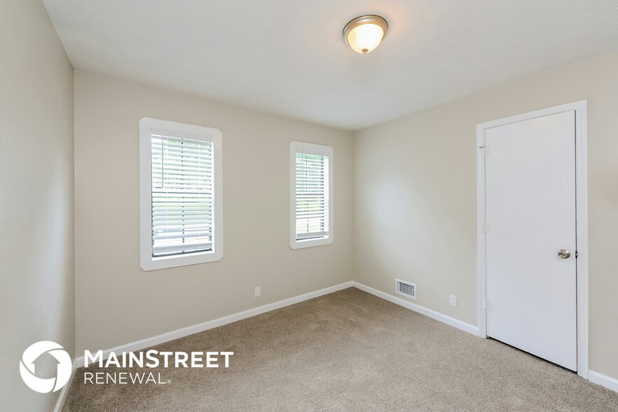 Building Photo - 418 Hearth Pl NW