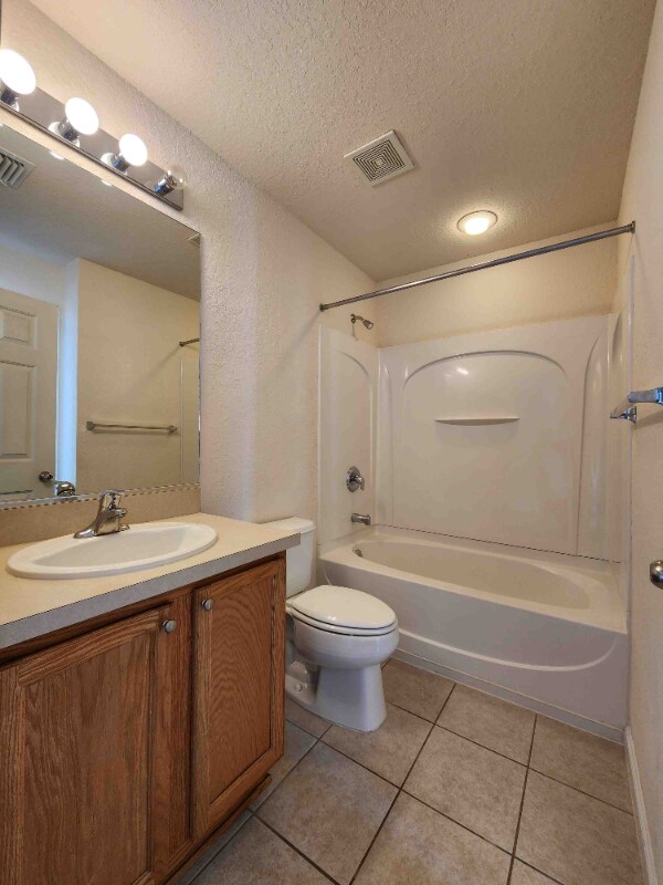 Building Photo - 4560 SW 52nd Cir