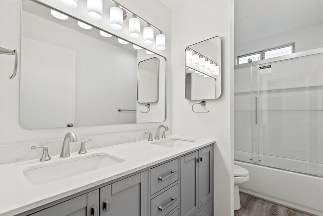 Building Photo - 34 Altamont Dr