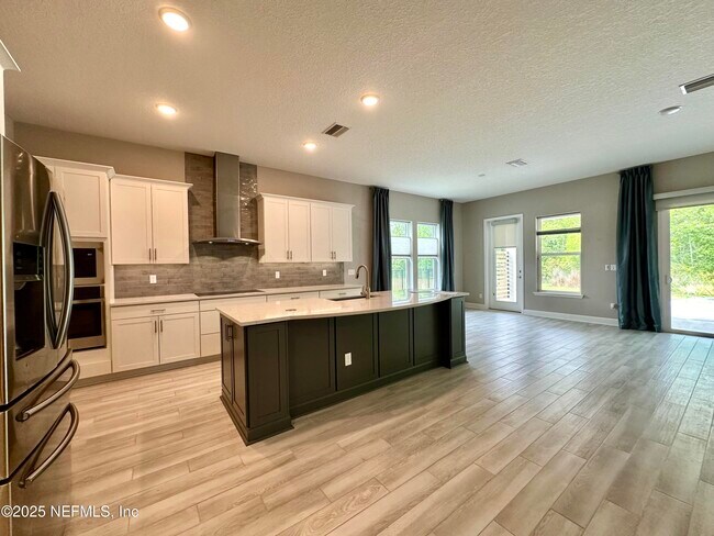 Building Photo - 11176 Engineering Way