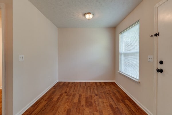 Building Photo - 104 Waterview Dr