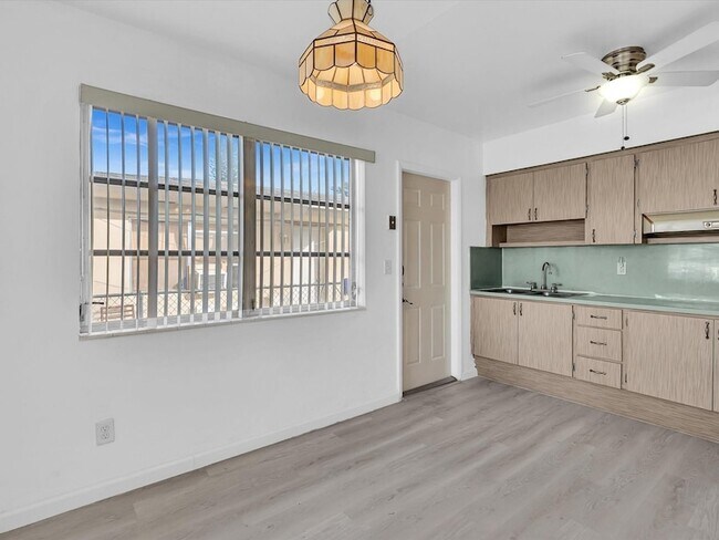 Building Photo - 2193 NE 172nd St