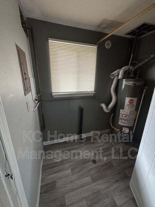 Building Photo - 6500 Ravena Rd