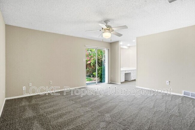 Building Photo - 4917 Ledgestone Dr