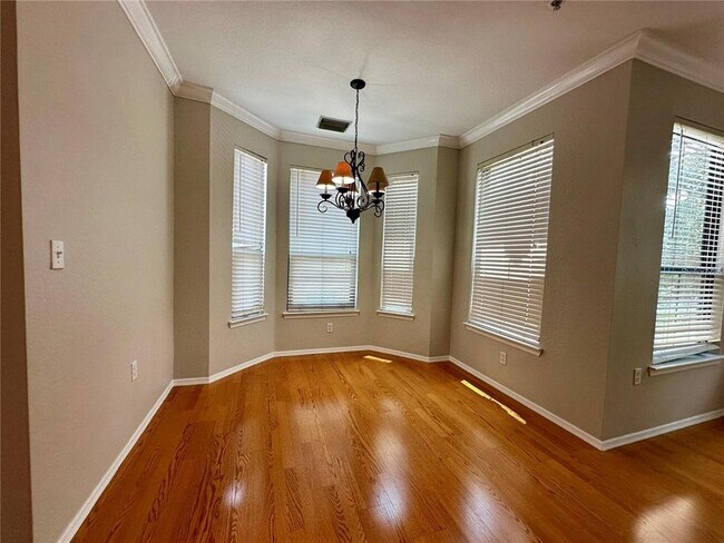 Building Photo - 2730 Via Tivoli