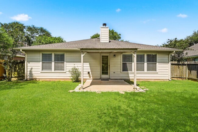 Building Photo - 2010 Hanover Springs Ln