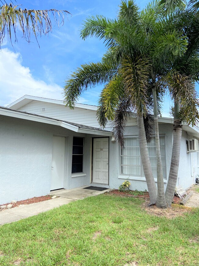 Building Photo - 11352 Summerwinds Ct