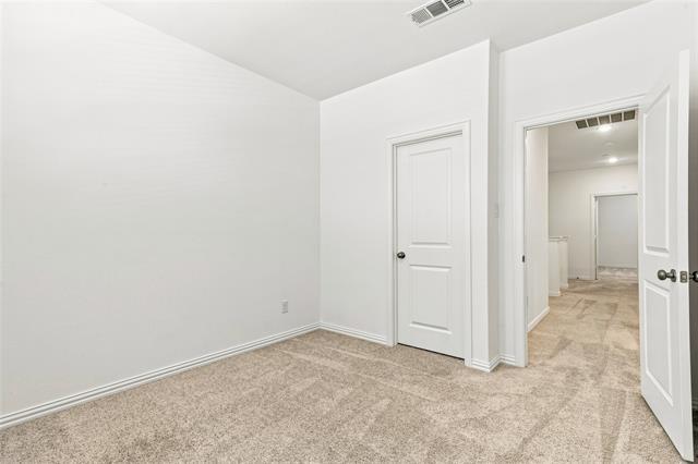 Building Photo - 537 Parkside Dr
