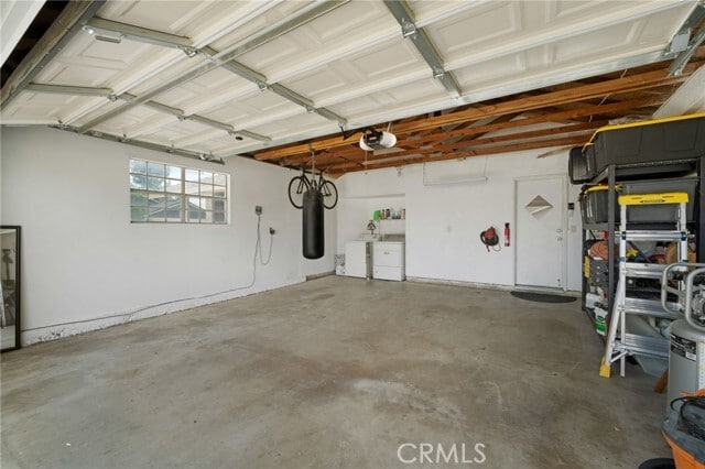 Building Photo - 15957 Randall Ave