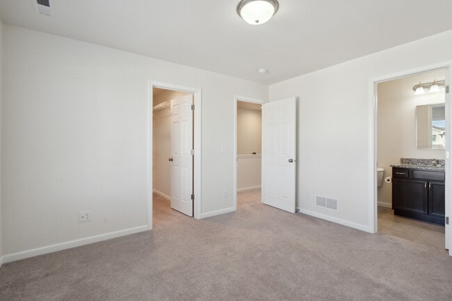 Building Photo - 1275 Exchange St