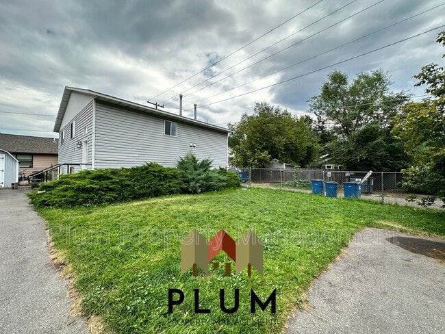 Building Photo - 1023 Cooley St