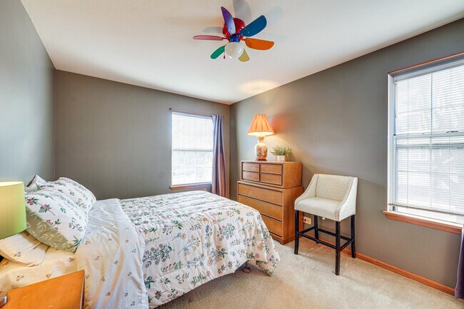 Building Photo - 2182 Camden Ln