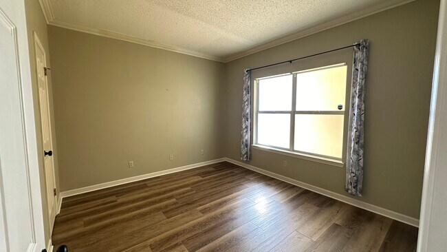 Building Photo - 200 Sandestin Ln
