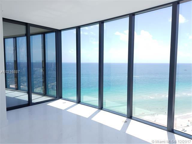 Building Photo - 18555 Collins Ave