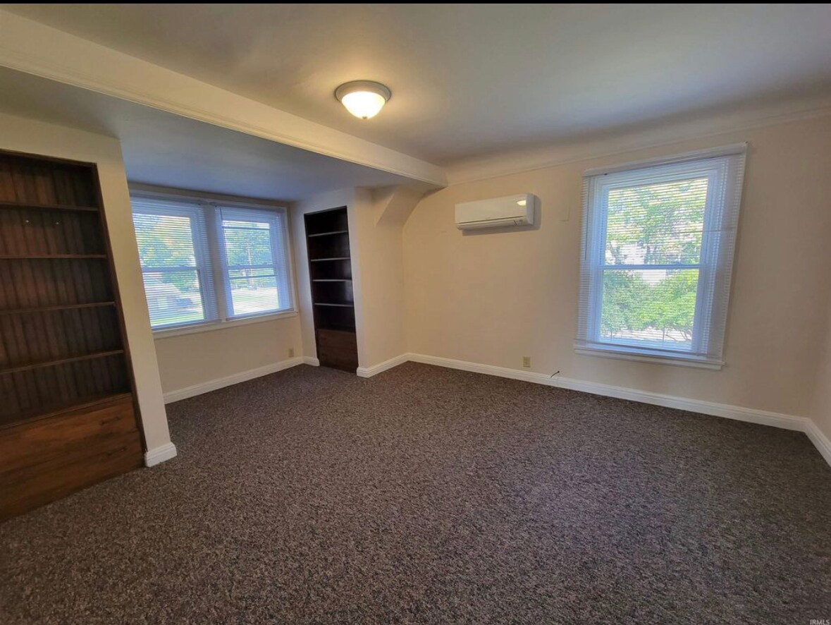 Bedroom 1 - 1003 E Washington St
