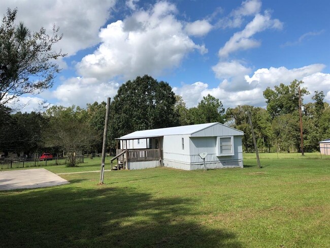Building Photo - 3074 FM 1486