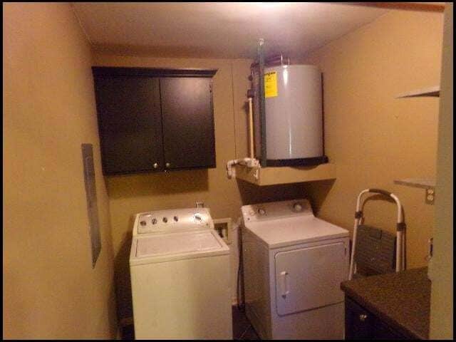 Building Photo - 9910 Brooks Ln