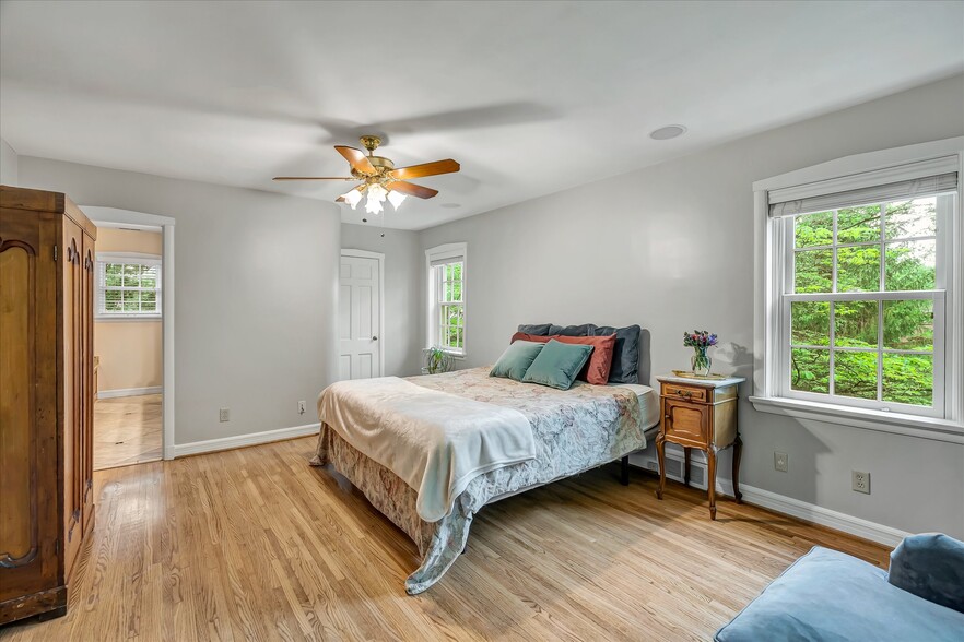 Building Photo - 15 Brazillian Ct