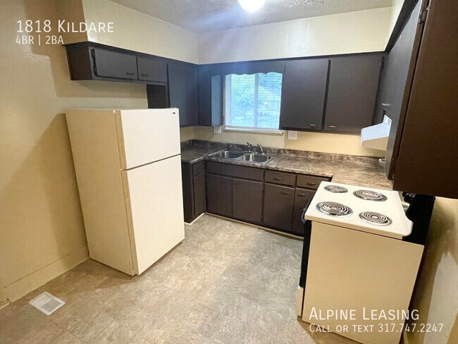 Building Photo - Affordable House w/ 1.5 bathrooms