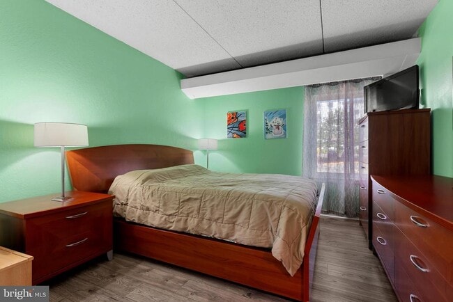 Building Photo - 75 S Reynolds St