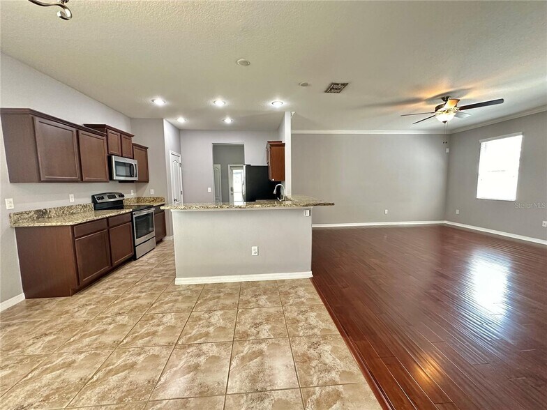 Building Photo - 1607 Acadia Harbor Pl