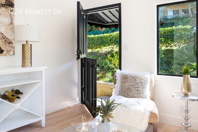 Building Photo - 3226 Bennett Dr