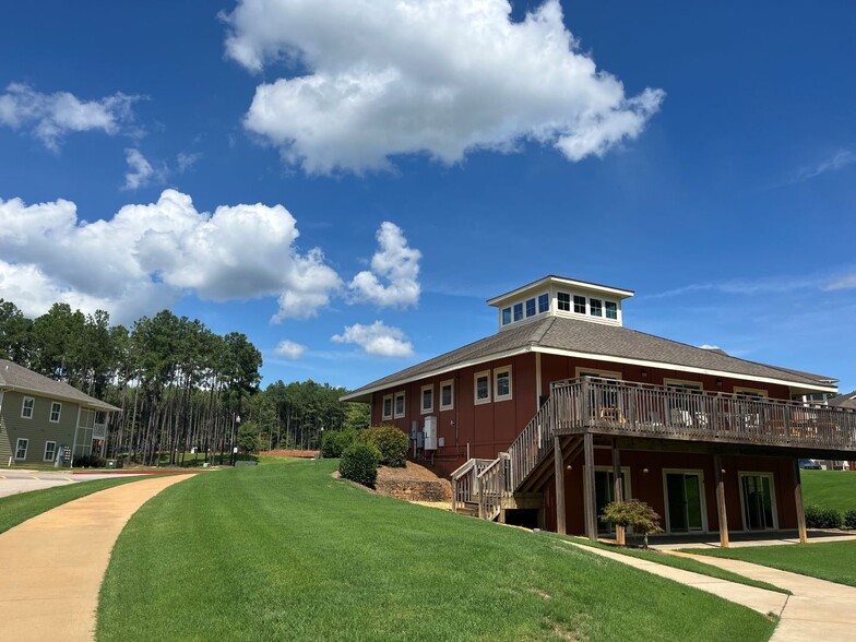 Abbey Glen Clubhouse - Abbey Glen Apartment Homes