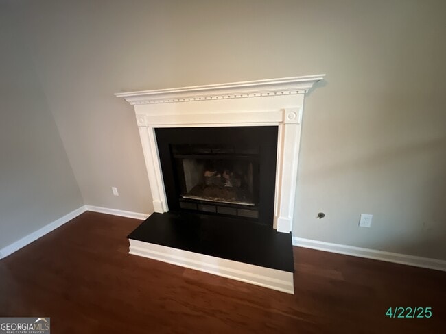 Building Photo - 716 Wilkes Dr