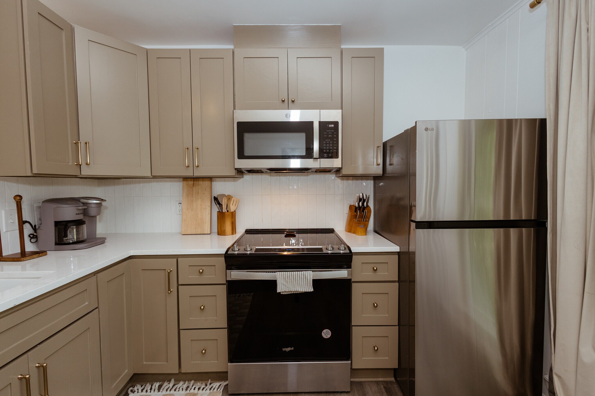 Building Photo - 5409 Edinburgh Dr