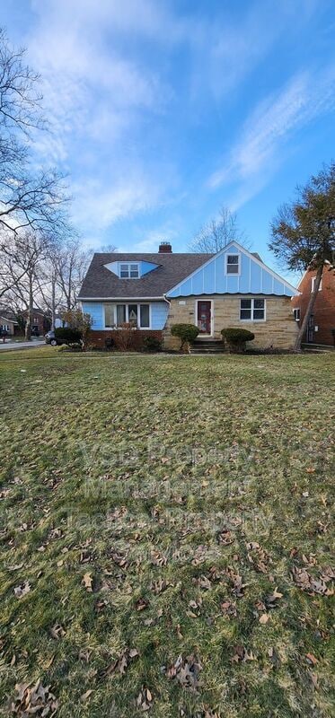 Building Photo - 21329 Lakeshore Blvd