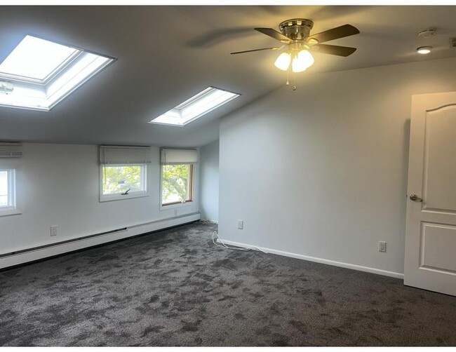 Building Photo - 471 S Delaware Ave