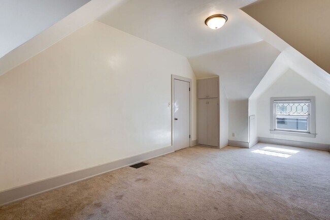 Building Photo - Charming 4-Bedroom, 2-Bathroom Home with Timeless Character