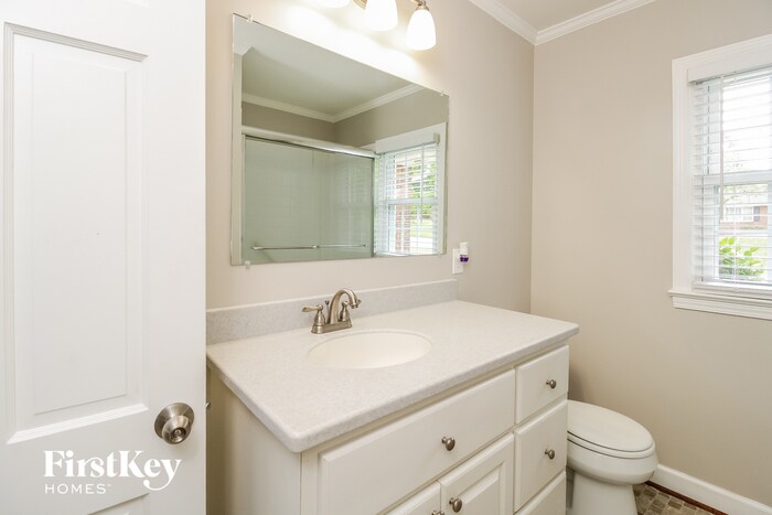 Building Photo - 401 Idlewild Dr