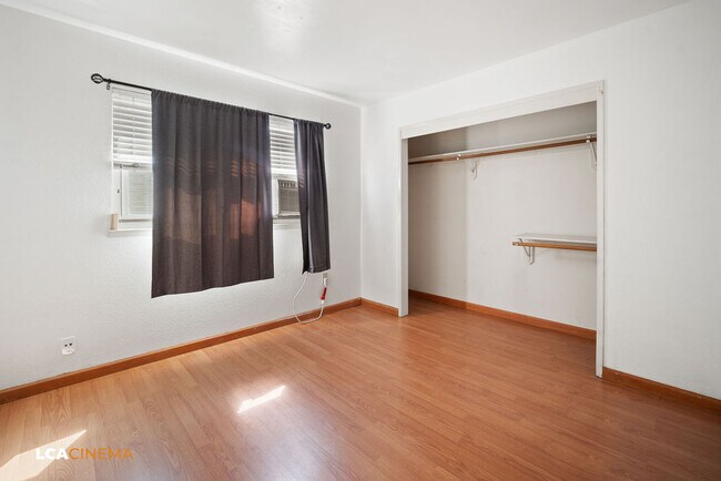 Building Photo - 3521 Starwood Ln