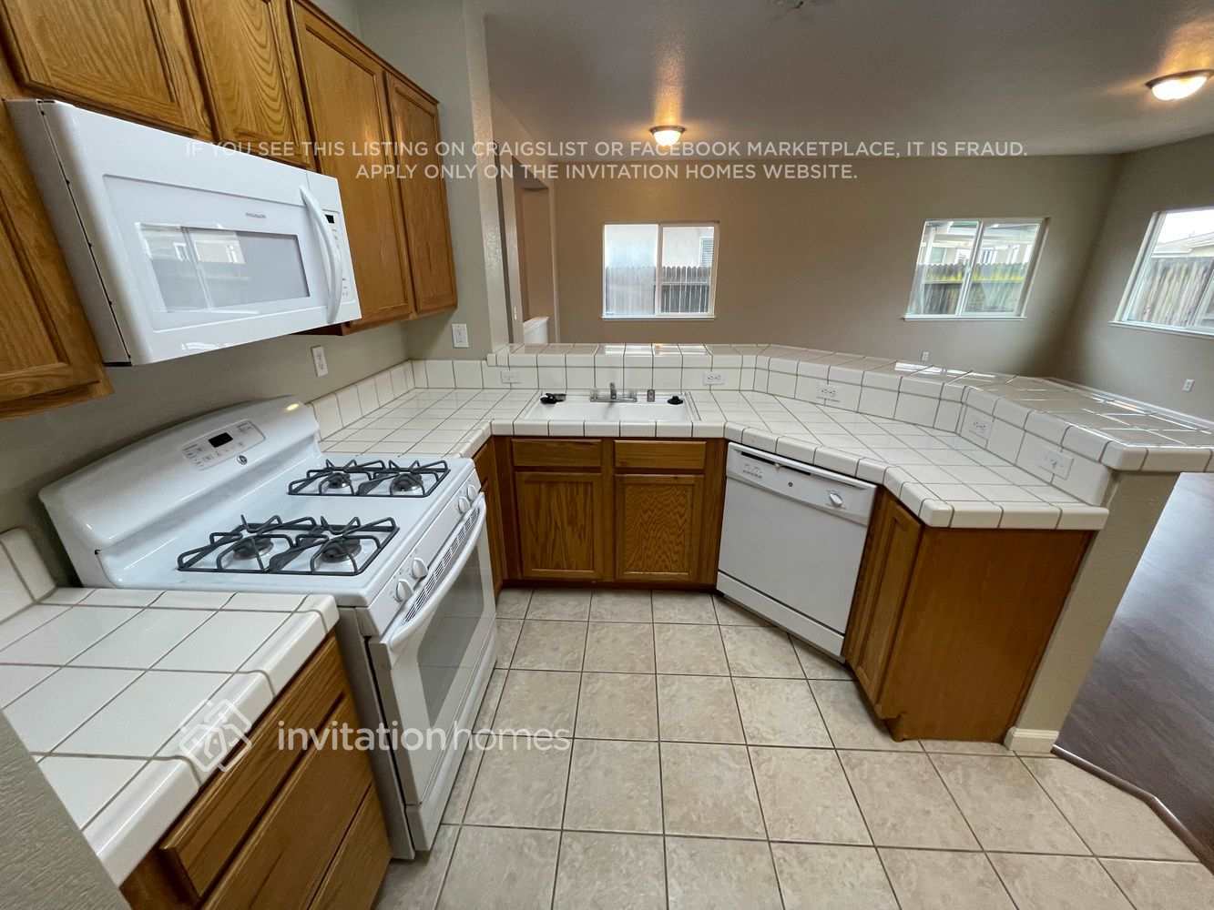 Building Photo - 7722 Manorside Dr