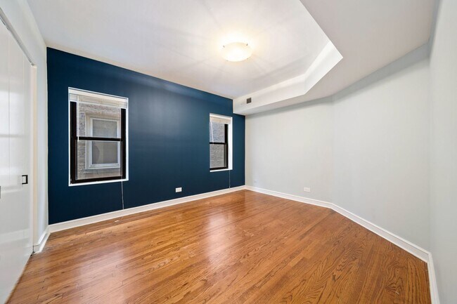 Building Photo - 1469 W Winona St