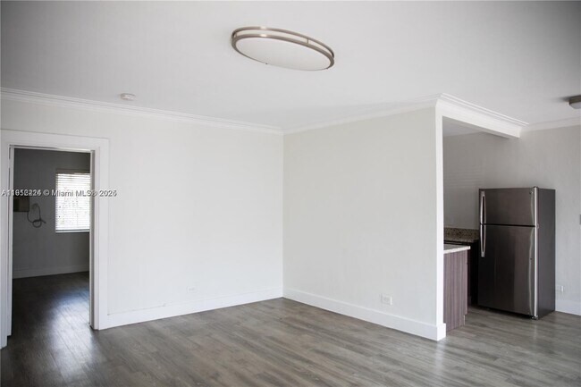 Building Photo - 345 85th St