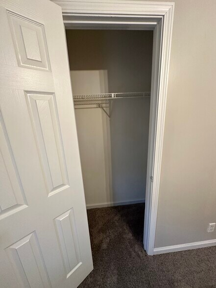 Building Photo - 1234 Decatur